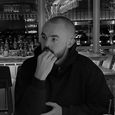 Kai Bax, 8-figure client acquisition company
